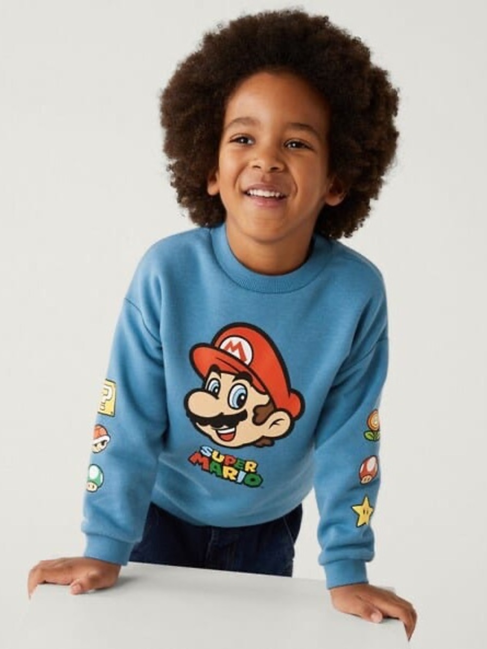 Marks & Spencers Super Mario Graphic Kids Sweatshirt Size 4-5y Pre-Owned